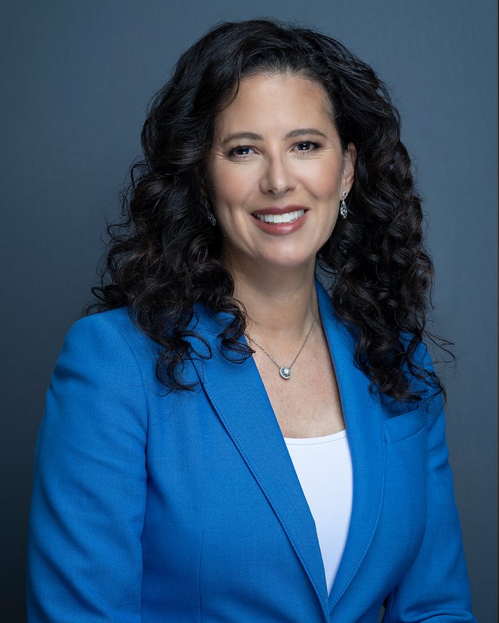 Rosanna Molinari Weber, ESQ. — headshot by Headshot Miami